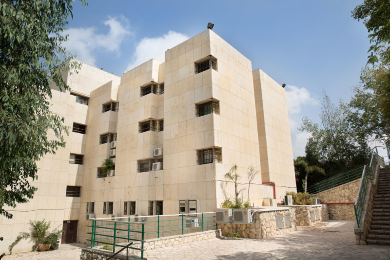 campus-ravmoshe092216-151